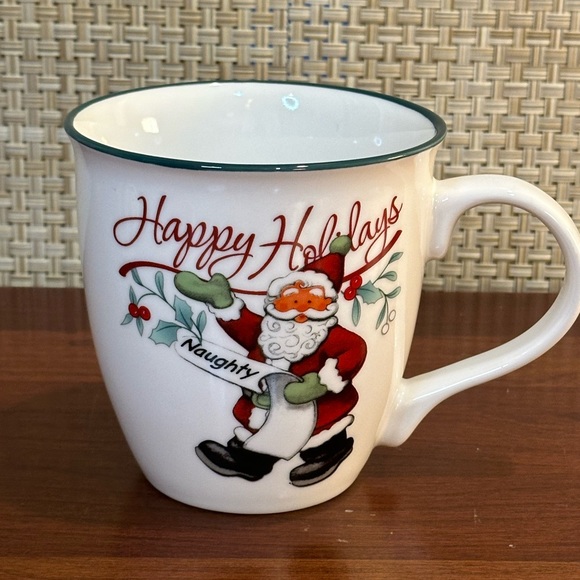 🎄Pfaltzgraff Winterberry Set of 2 XL Porcelain Naughty & Nice Mugs 20 Ounces - Picture 4 of 9
